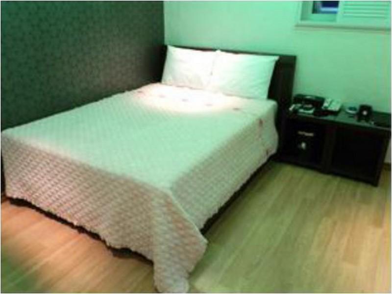 Motel Bobos Yeongdeungpo 2*